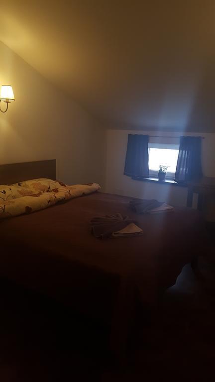 Ventspils Centra Apartamenti Ngoại thất bức ảnh