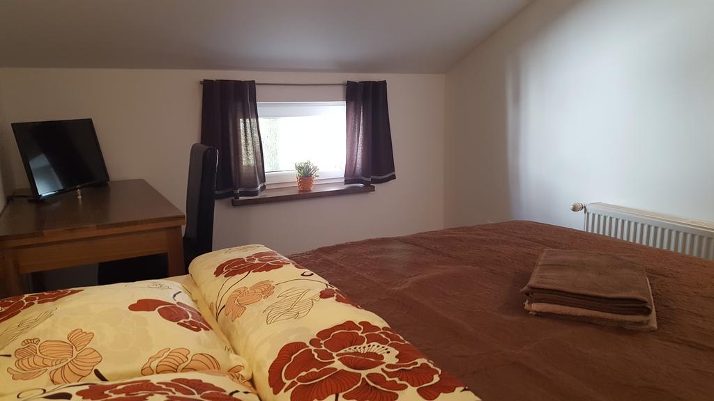 Ventspils Centra Apartamenti Ngoại thất bức ảnh