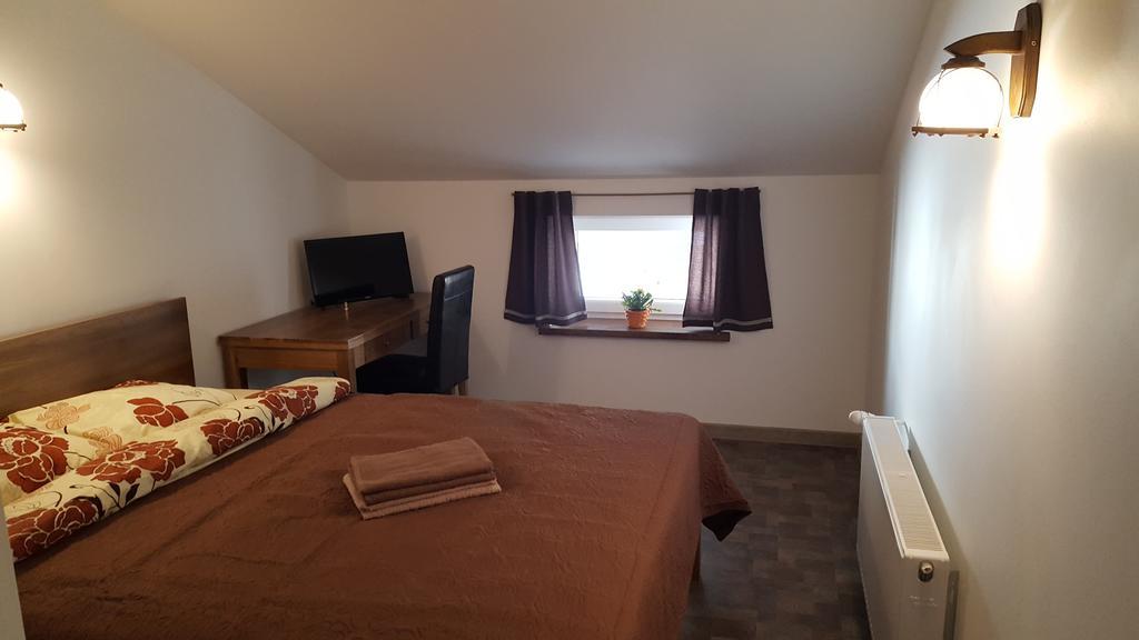 Ventspils Centra Apartamenti Ngoại thất bức ảnh